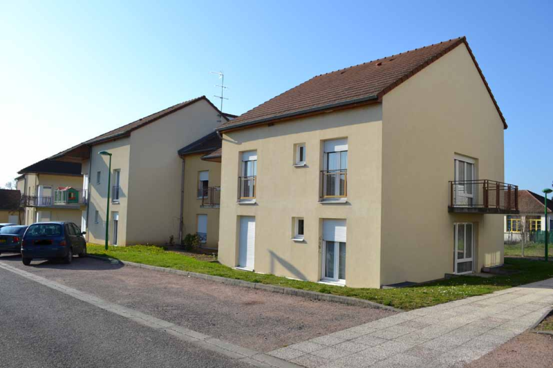 Appartement  APPARTEMENT T3 / 74 m²